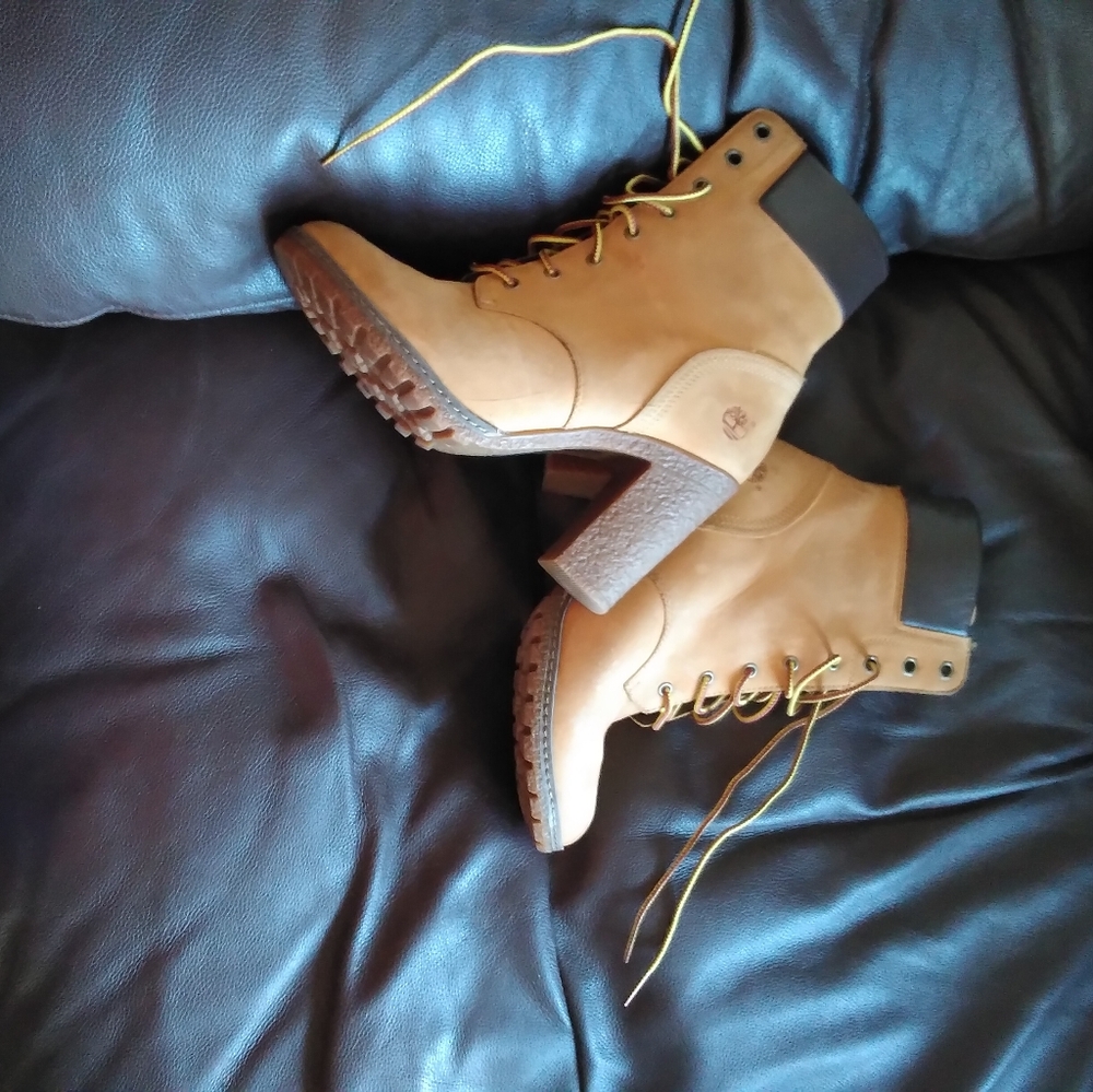 Timberline woman boots